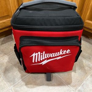 Milwaukee 21 Qt. Soft Sided Jobsite Lunch Cooler